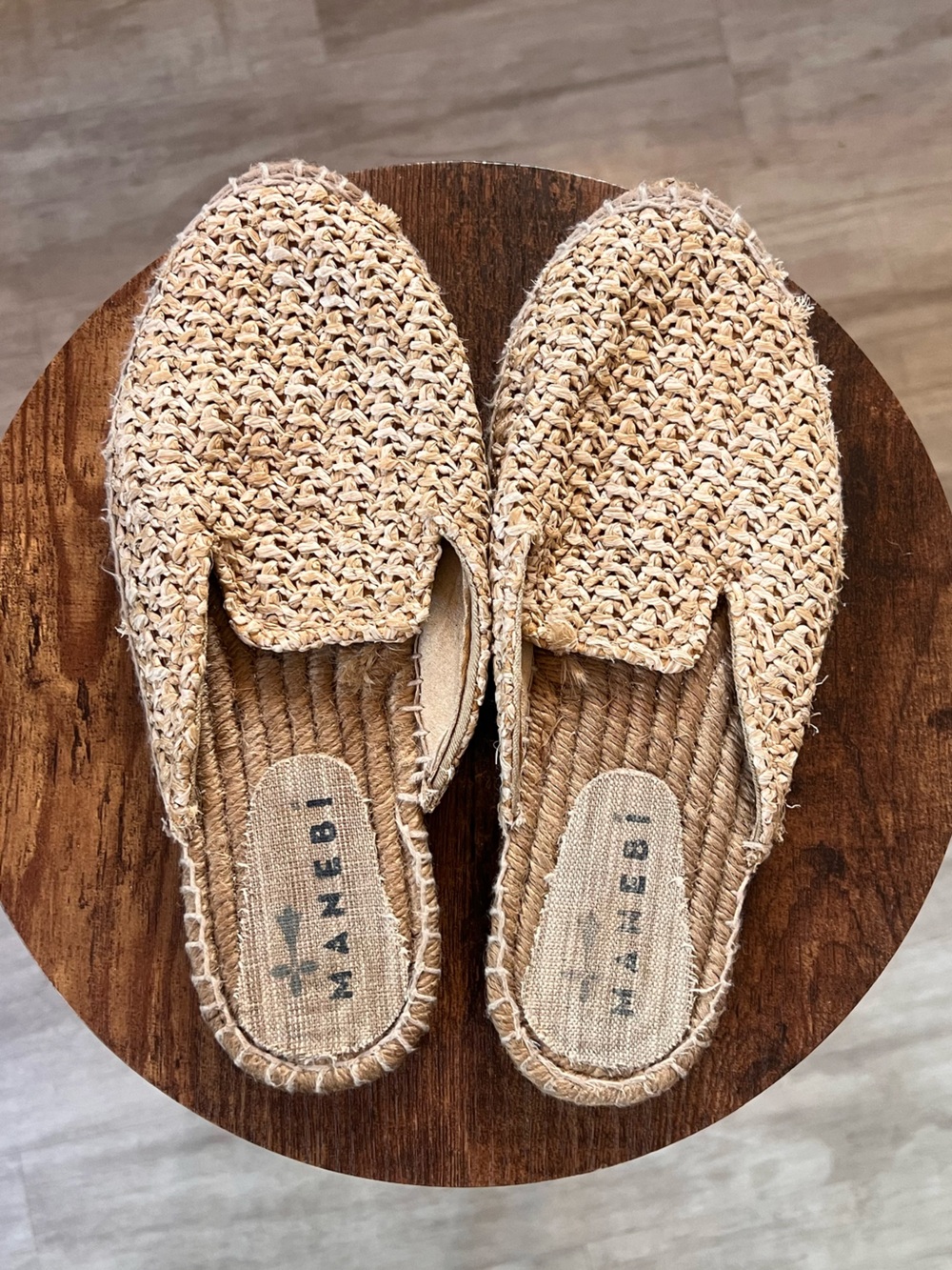 NEW MANEBI YUCATÁN NATURAL RAFFIA SLIP ON MULES ✨